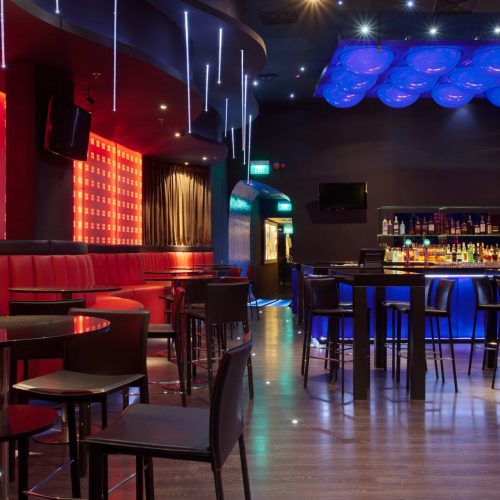 4-SEATING AREA (for web 2009)