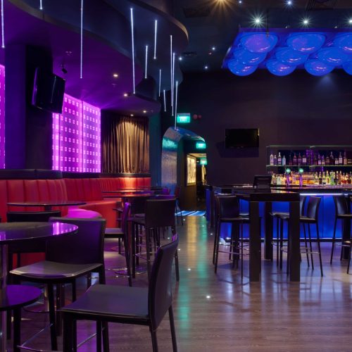 5-SEATING AREA (for web 2009)